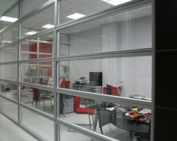 Mampara de oficina con 6 apaisados de cristal doble-09